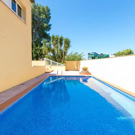 Velazquez-2 By Interhome * Roses
