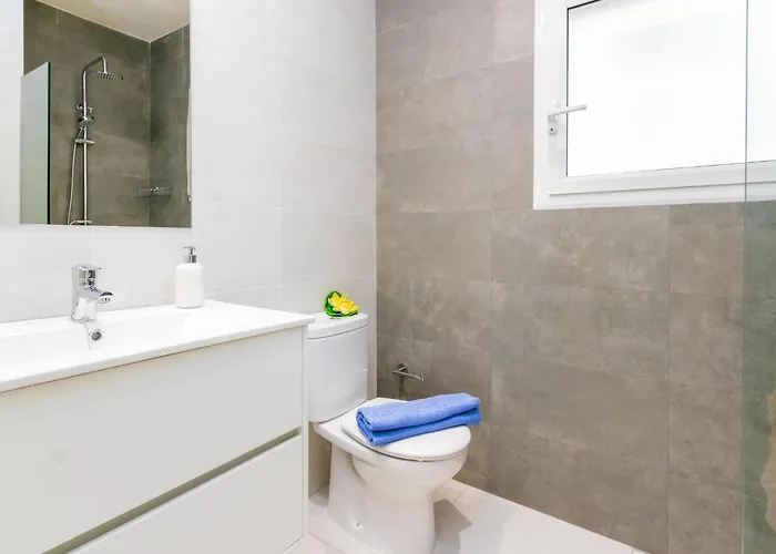 Velazquez-2 By Interhome *